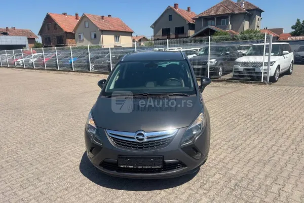 Opel Zafira — polovni automobil