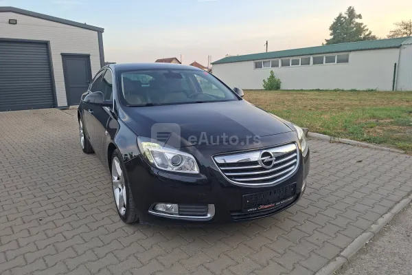 Opel Insignia — polovni automobil
