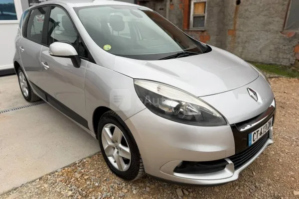 Renault Scenic — polovni automobil