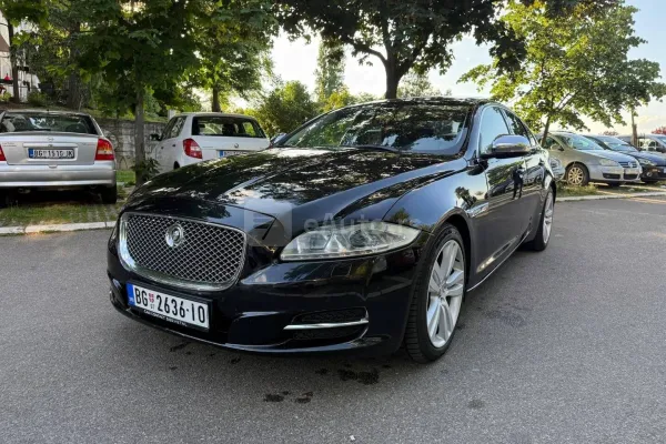 Jaguar XJ — polovni automobil